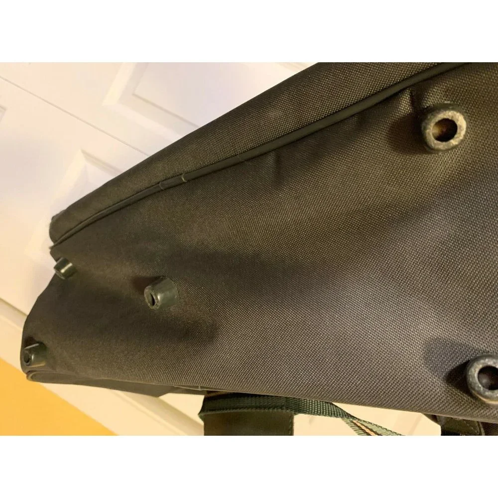 Samsonite carry on Duffle Bag Green 22”L x 14”H x‎ 8.5”W